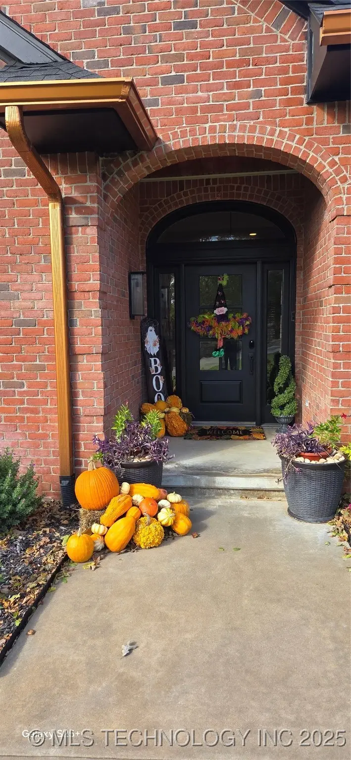 1818 Muirfield, Ada, OK 74820 - Image #2