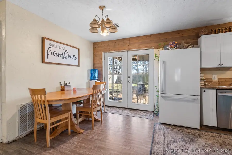 7262 Wallace, Sulphur, OK 73086 - Image #3