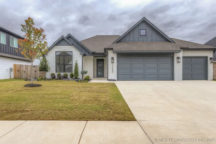 13647 S 21st Place E, Bixby, OK 74008 - Image #2