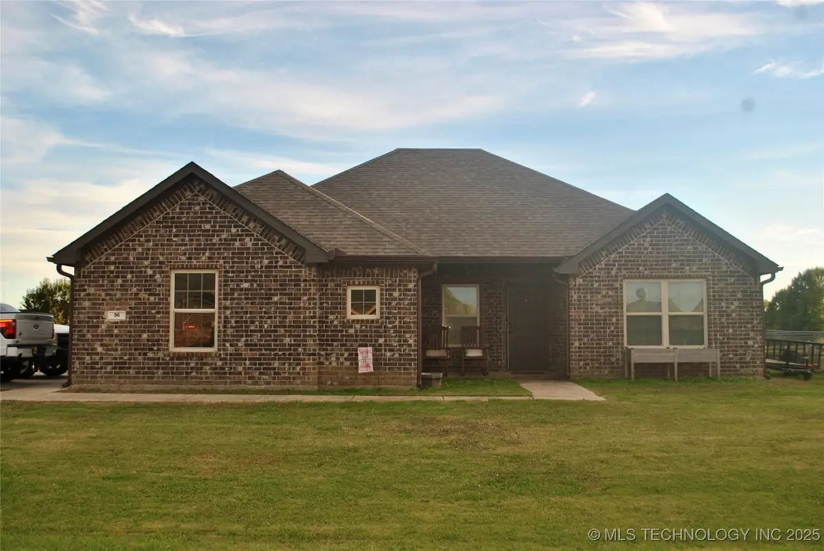96 Dawson Drive, Calera, OK 74730 - Image #1