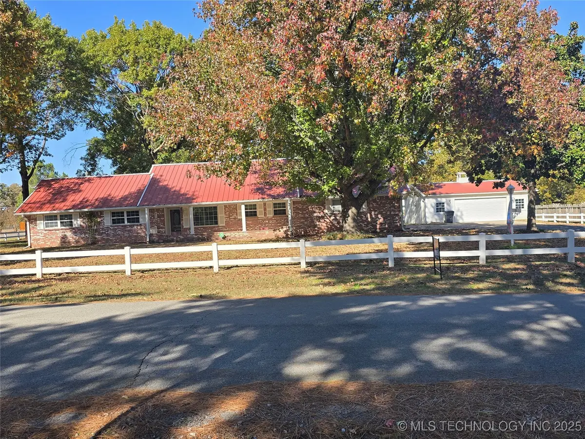 60 Town And Country, Ardmore, OK 73401 - Image #1
