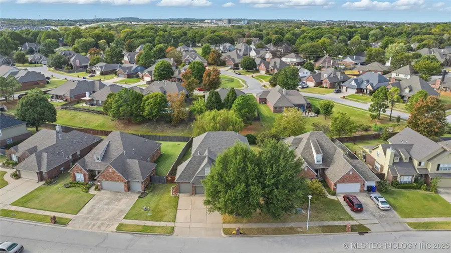 4012 W Kent Street, Broken Arrow, OK 74012 - #3