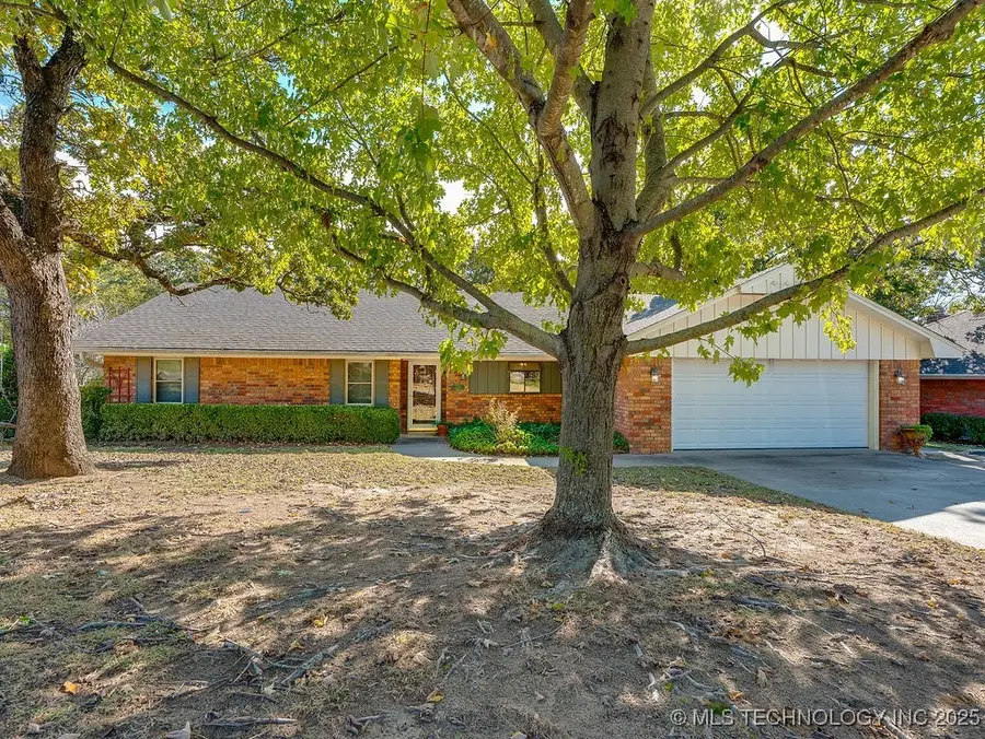 2431 Foliage, Ada, OK 74820 - Image #2