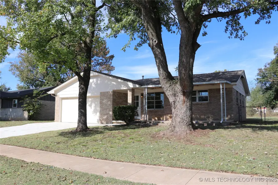 605 W Angus Drive, Sand Springs, OK 74063 - Image #3