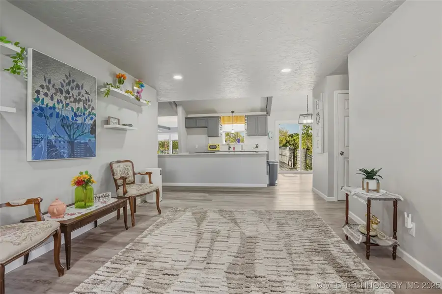 4529 E 24th West Avenue, Tulsa, OK 74107 - Image #3