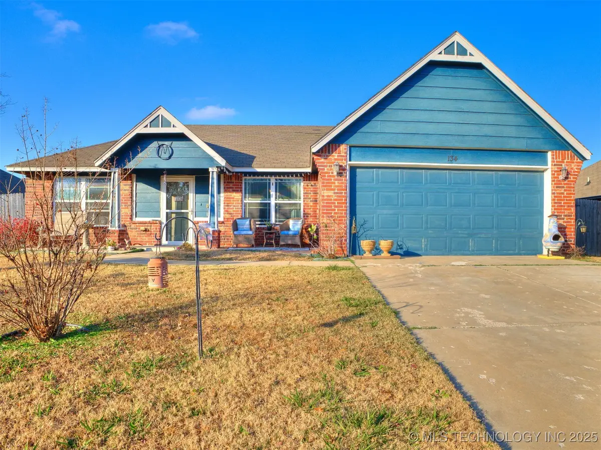 134 Dp Newman Circle, Kiefer, OK 74041 - Image #1