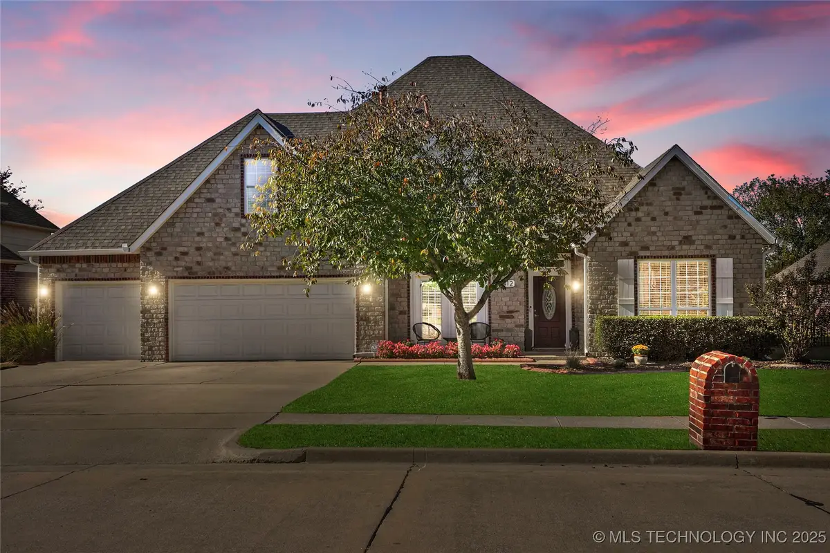 7412 E Fort Worth Street, Broken Arrow, OK 74014 - #1