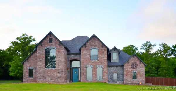 12395 County Road 3593 Circle, Ada, OK 74820