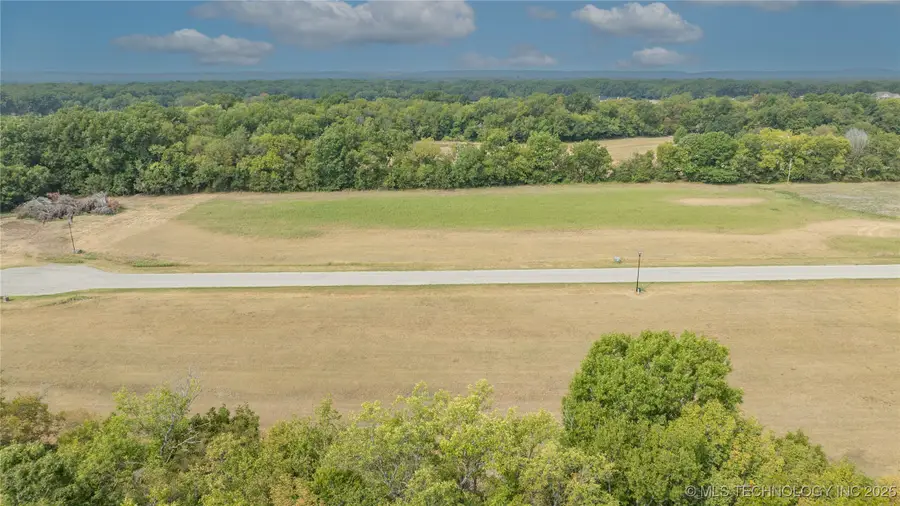 24168 W 3983 Drive, Bartlesville, OK 74006 - Image #2