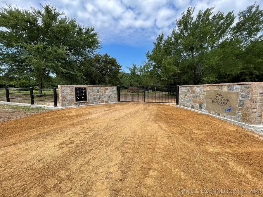 002 Lovers Lane, Kingston, OK 73439 - Image #3