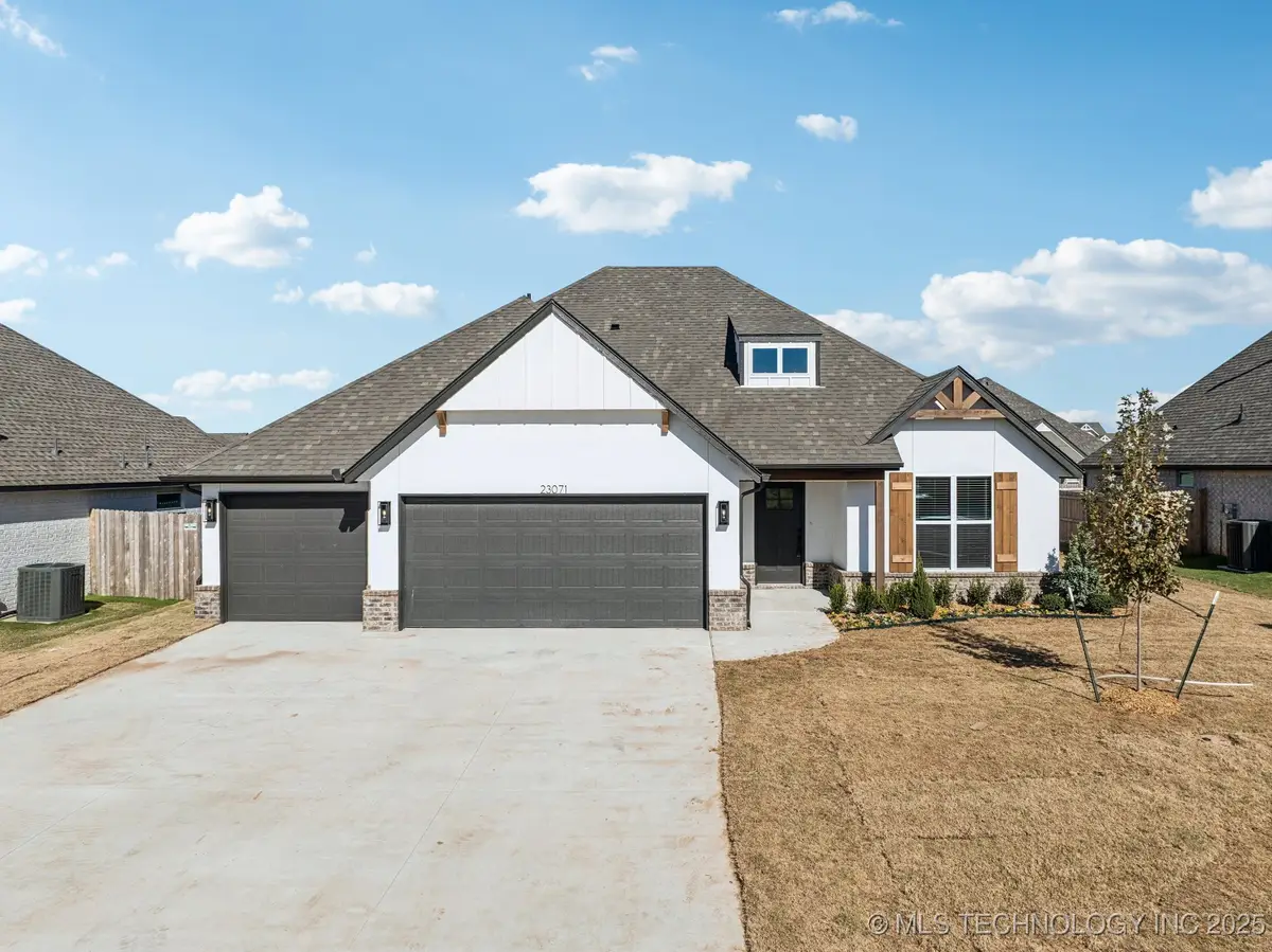 23071 E 106th Place S, Broken Arrow, OK 74014 - Image #1