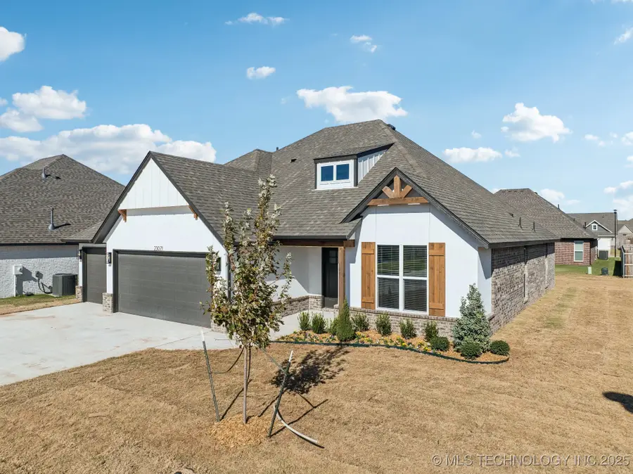 23071 E 106th Place S, Broken Arrow, OK 74014 - Image #2