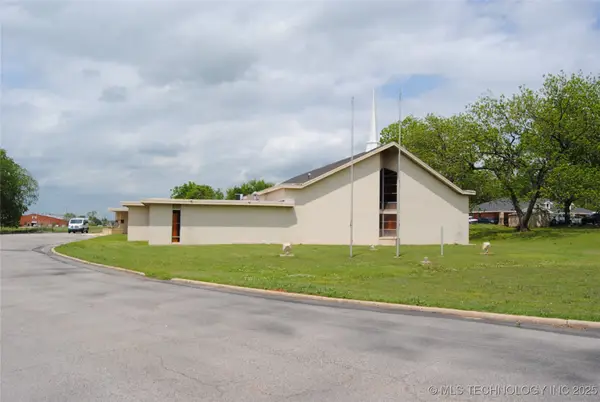 1930 Arlington Street, Ada, OK 74820