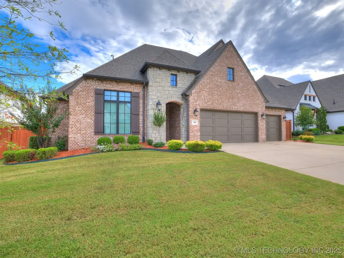 908 W 86th Place S, Tulsa, OK 74132 - Image #1