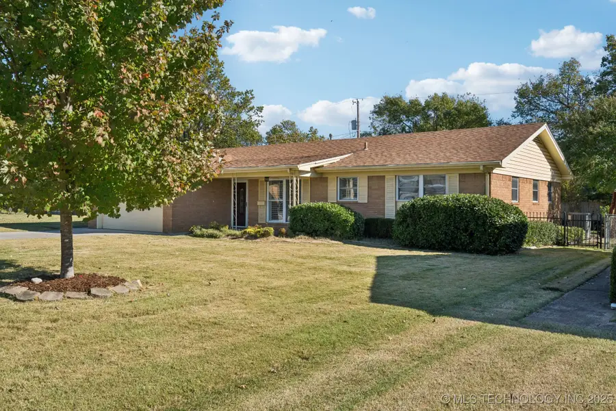 1609 S 1st Place, Broken Arrow, OK 74012 - Image #2