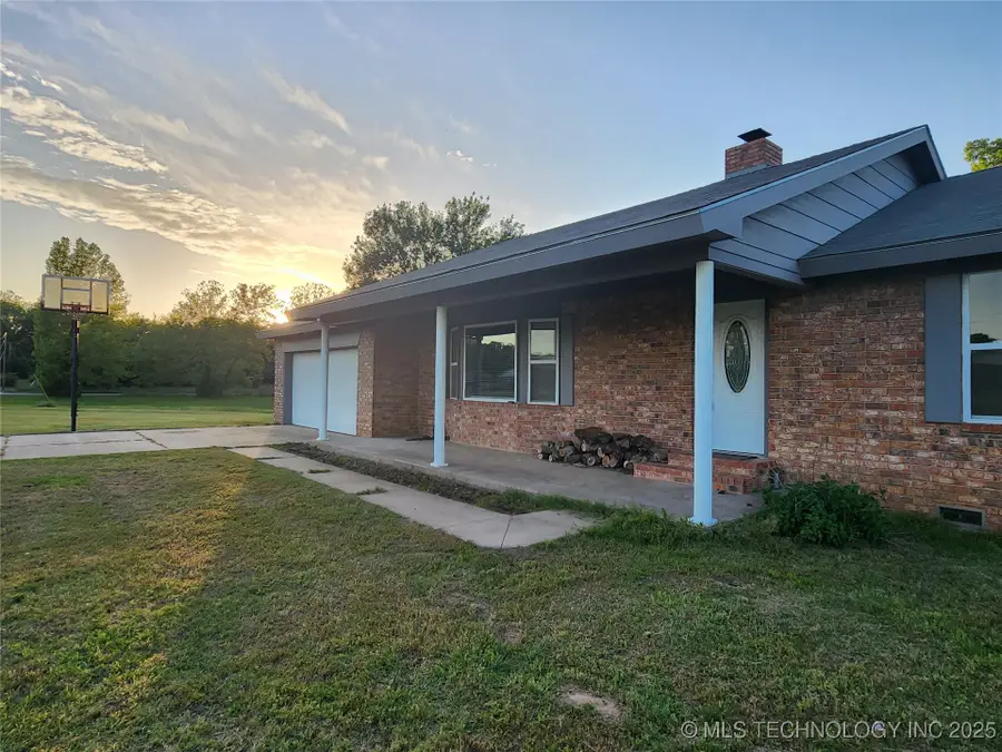10290 County Road 1543, Ada, OK 74820 - Image #2
