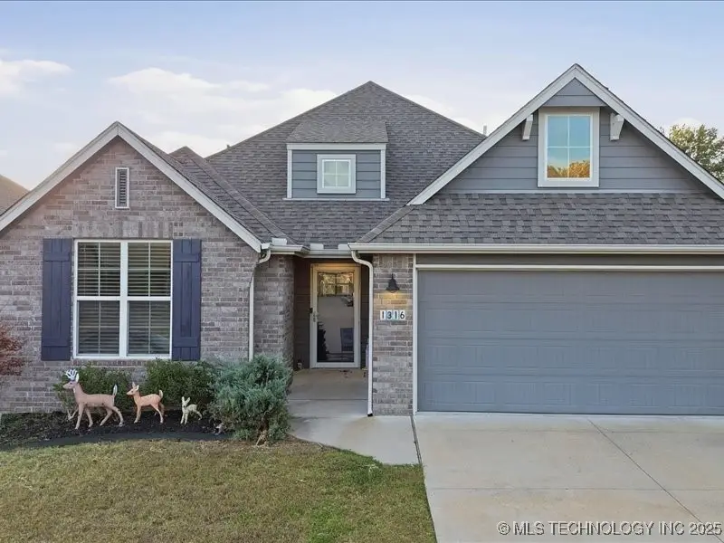 1316 N Nyssa Avenue, Broken Arrow, OK 74012 - Image #1