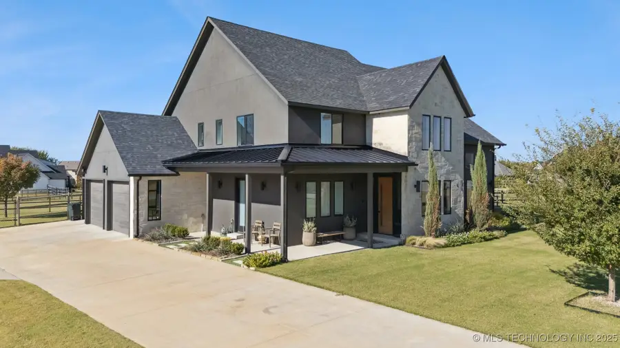 18826 E Chokeberry Street, Owasso, OK 74055 - Image #3