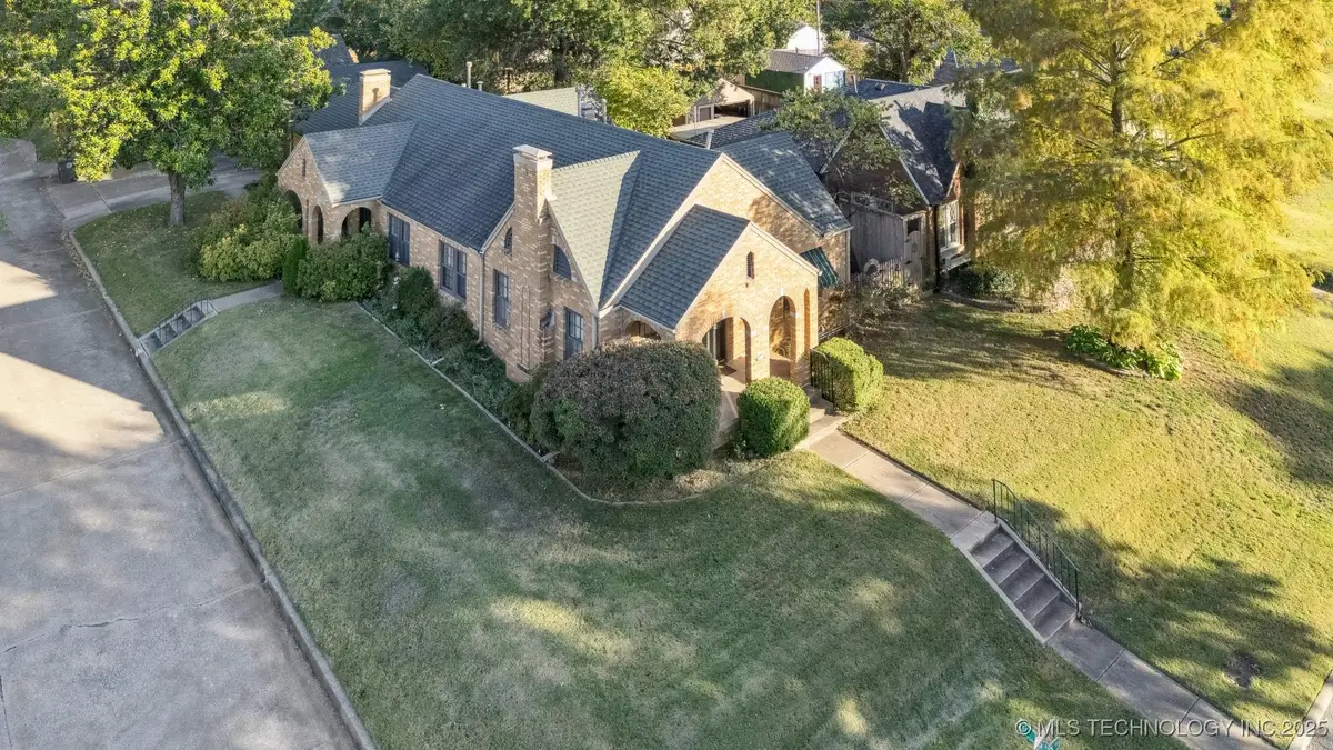 2704 E 16th Street, Tulsa, OK 74104 - Image #1