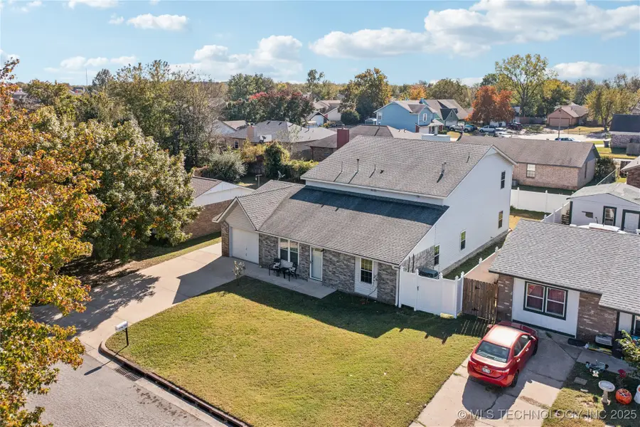 1122 E 144th Place, Glenpool, OK 74033 - Image #2