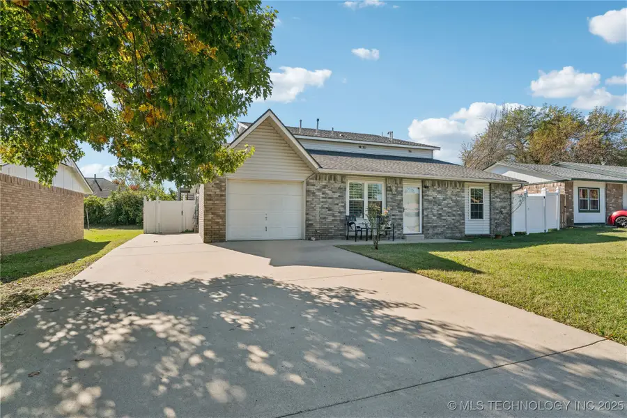 1122 E 144th Place, Glenpool, OK 74033 - Image #3