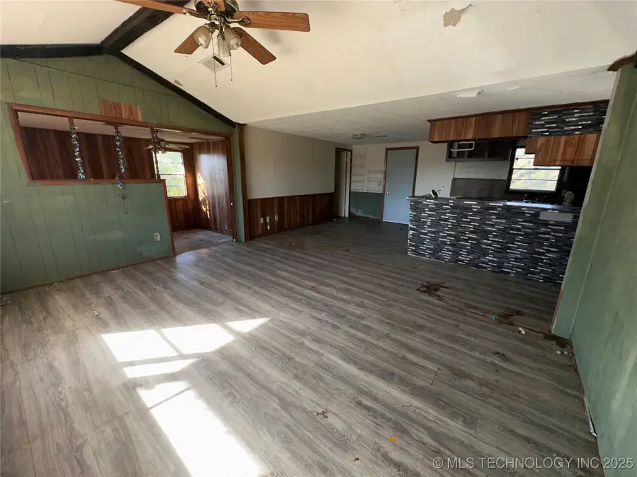 805 E Tejon Avenue, Bristow, OK 74010 - Image #3