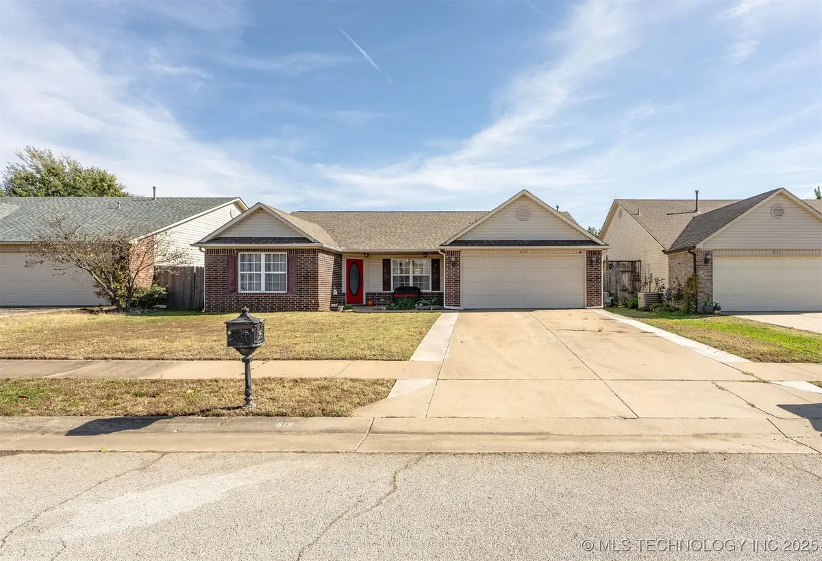619 S Seminole Street, Skiatook, OK 74070 - #1