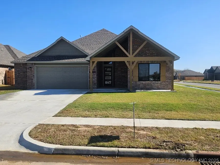 10893 S 277th East Avenue, Coweta, OK 74429 - Image #2