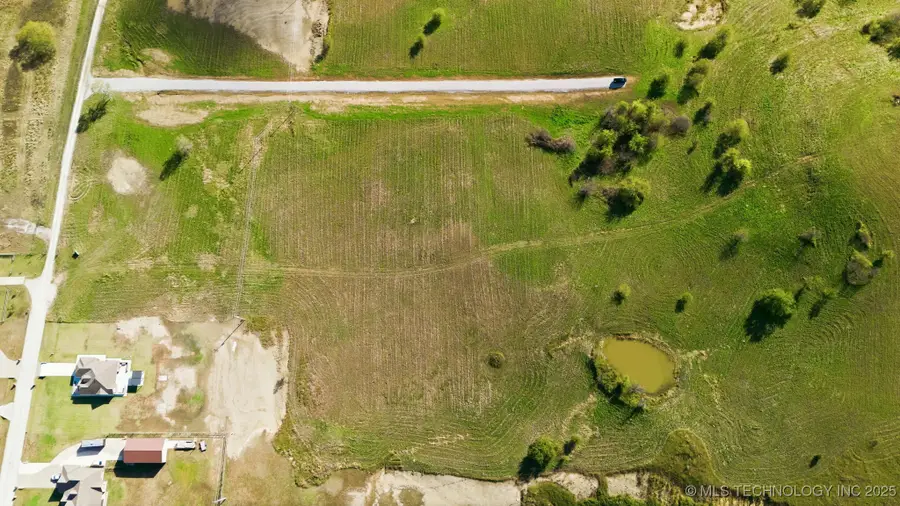 003 Sandstone Avenue, Skiatook, OK 74070 - #2