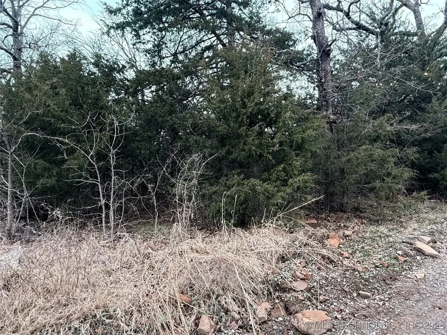 E Davis Street, Eufaula, OK 74432 - #2