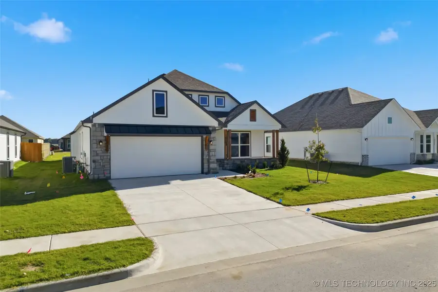 16289 S 89 Avenue E, Bixby, OK 74008 - Image #2