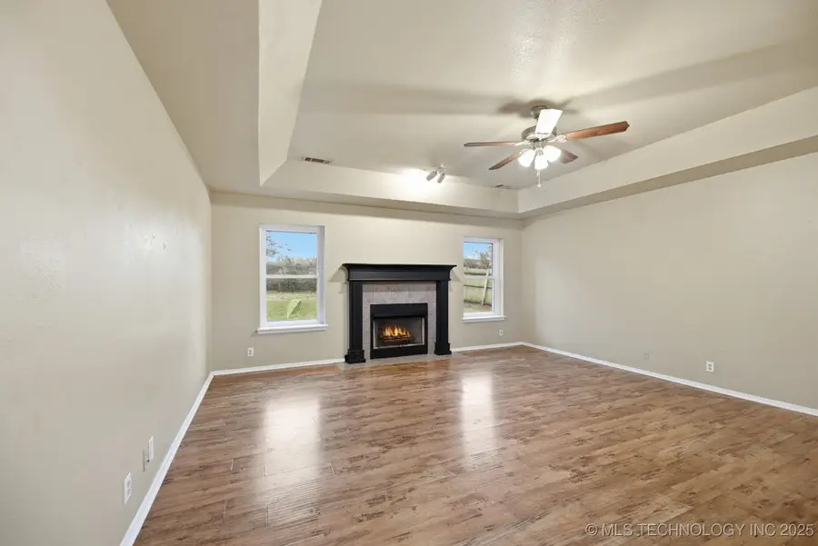 11615 N 110th East Avenue, Collinsville, OK 74021 - Image #2