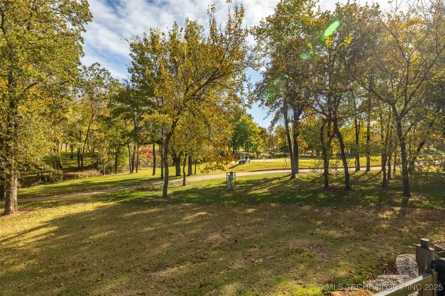 8713 E Hartford Street, Broken Arrow, OK 74014 - Image #3