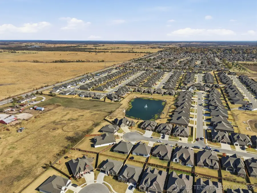 6323 N 25th Street, Broken Arrow, OK 74014 - Image #3