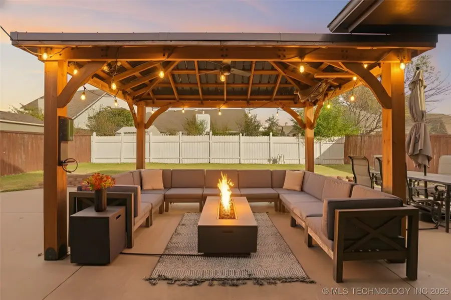 2921 N 1st Street, Broken Arrow, OK 74012 - Image #2