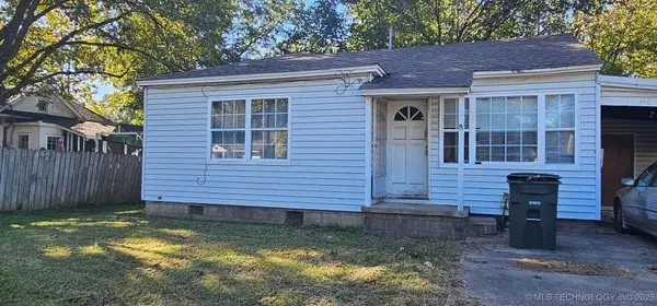 111 N Holly Street, Sallisaw, OK 74955