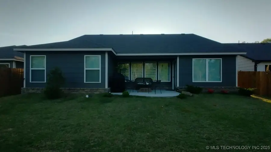 3721 N 39th Street, Broken Arrow, OK 74014 - #3