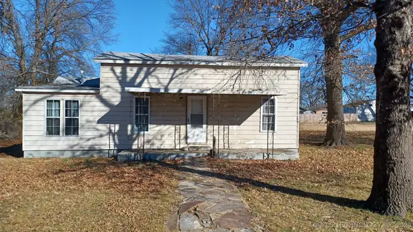 219 W Denbo Street, Catoosa, OK 74015