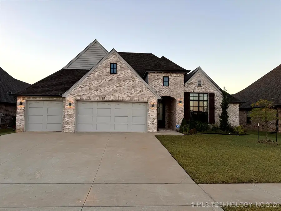6418 E 127th Street S, Bixby, OK 74008 - Image #2