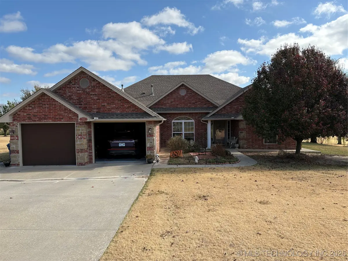 1001 Country Club, Cushing, OK 74023 - Image #1