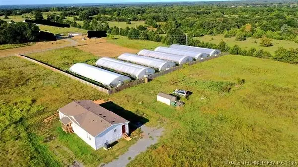 37427 Coker Road, Asher, OK 74826