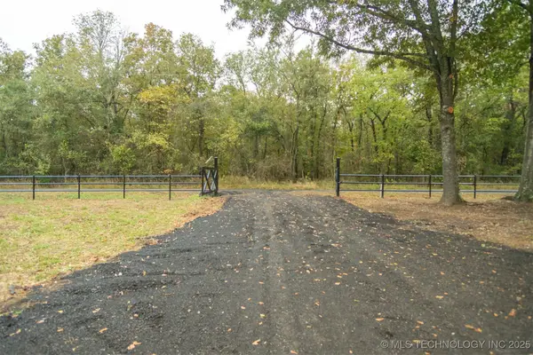 00 Robinson Road, Clayton, OK 74536