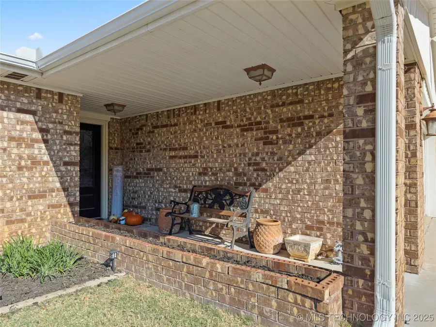 3133 Cardinal Drive, Ardmore, OK 73401 - Image #2