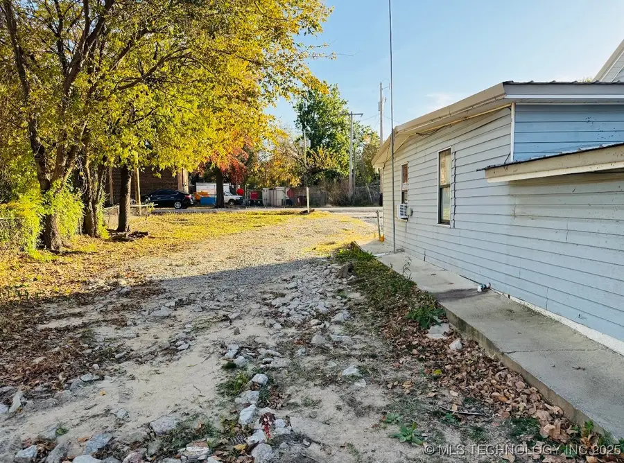 312 W Grand Avenue, Eufaula, OK 74432 - Image #3