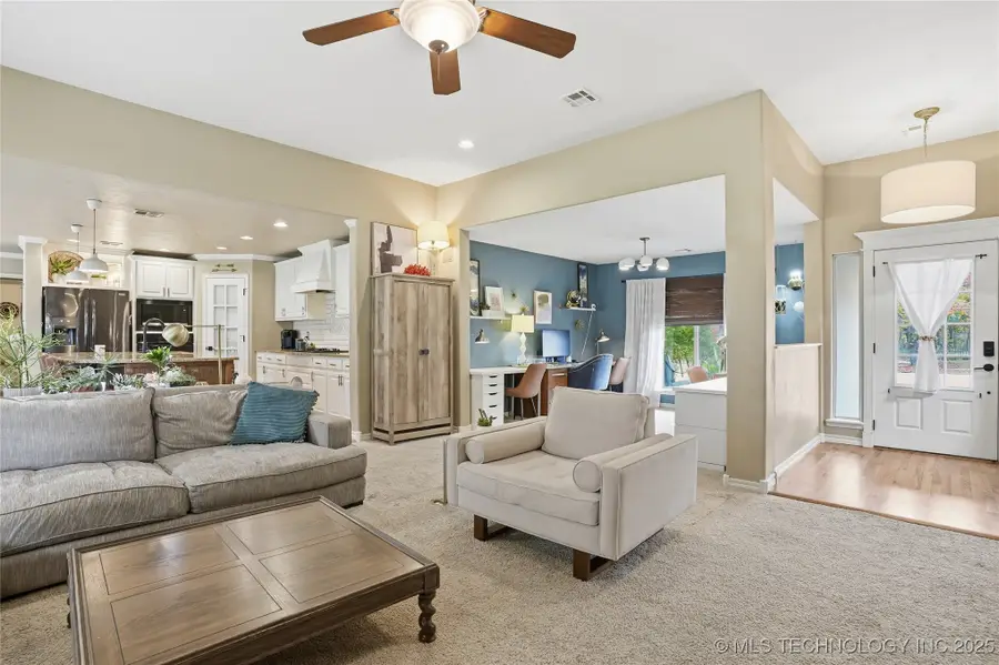 4204 W College Street, Broken Arrow, OK 74012 - #3