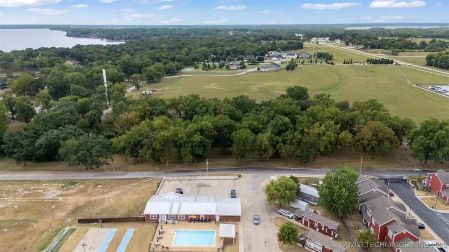 E 280th Road, Monkey Island, OK 74331 - Image #3