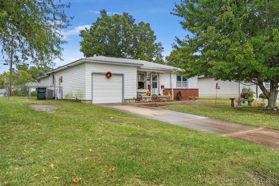 327 N 21st Street, Collinsville, OK 74021 - Image #2