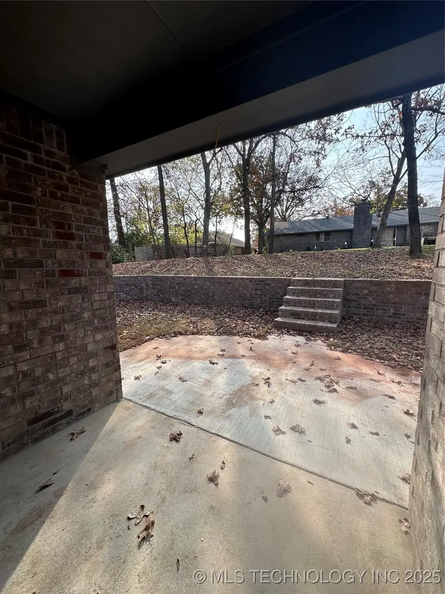 1211 Four Seasons Drive, Durant, OK 74701 - Image #3