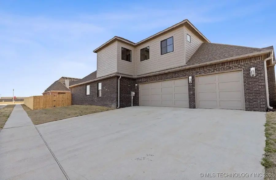 922 E 148th Place S, Glenpool, OK 74033 - Image #2