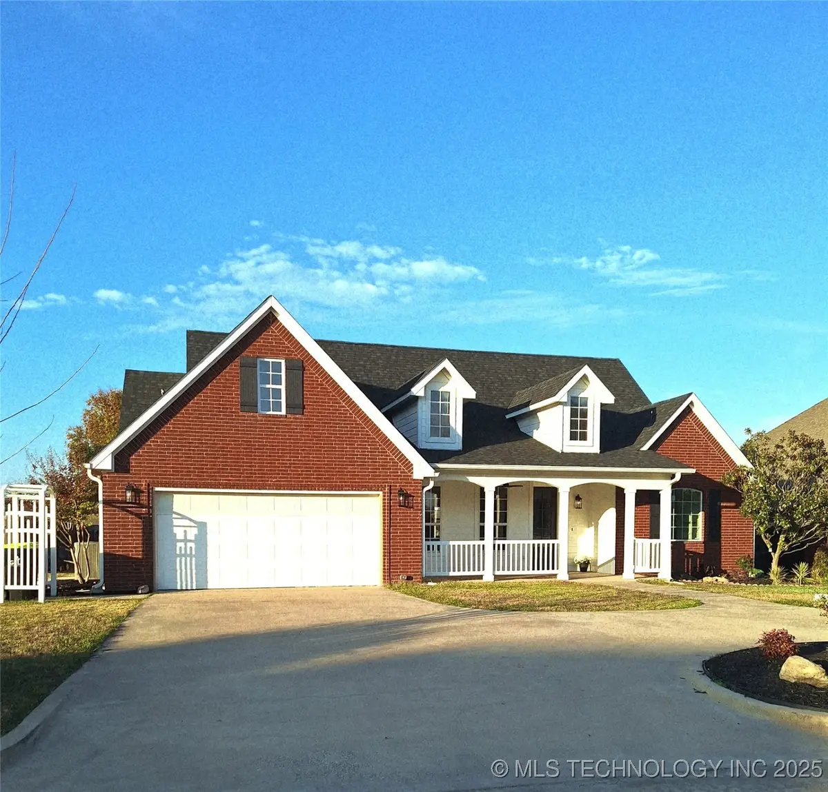 830 Magnolia Drive, Ada, OK 74820 - Image #1